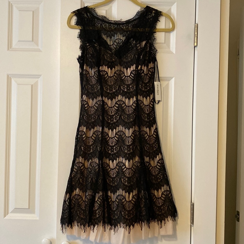 Dress Barn Cocktail Dress Black Lace with Cream Underlay, Slip & Tool - Size 4
